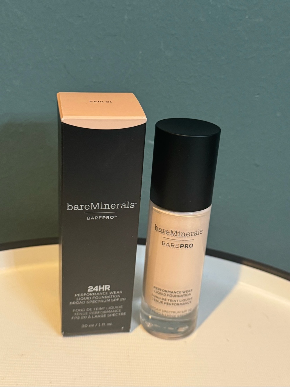 Bareminerals Barepro 24HR Performance Wear Liquid Foundation #01 Fair